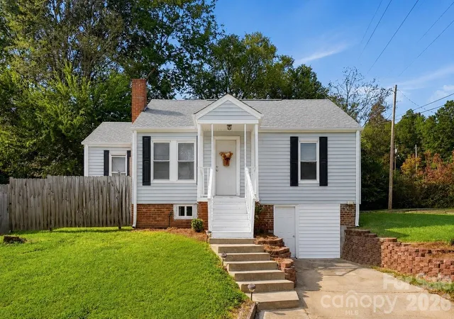 Photo 1 of Single family home for sale at 714 Parker St, Albemarle, NC 28001 | MLS# 4419559 | Listing updated on 2026-10-04