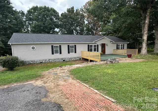 Photo 2 of Single family home for sale at 4786 Briar Ct, Granite Falls, NC 28630 | MLS# 4419568 | Listing updated on 2026-09-02