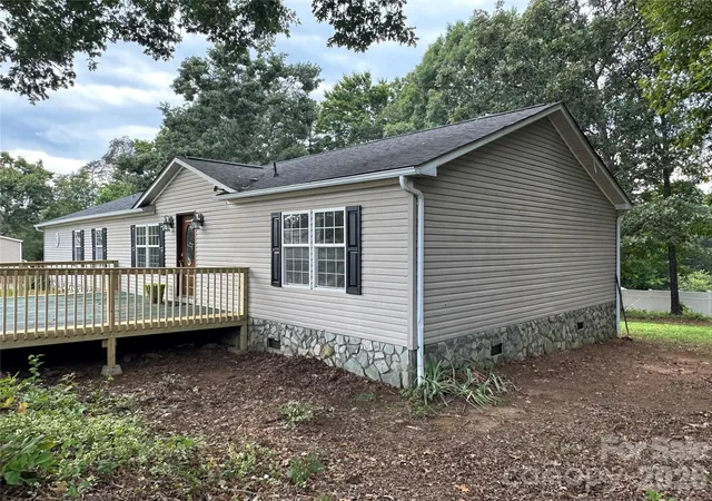 Photo 4 of Single family home for sale at 4786 Briar Ct, Granite Falls, NC 28630 | MLS# 4419568 | Listing updated on 2026-09-02
