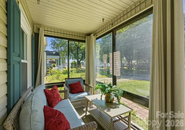 Photo 4 of Single family home for sale at 605 Peach St, Kannapolis, NC 28083 | MLS# 4419571 | Listing updated on 2026-09-21