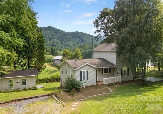 Photo 36 of Single family home for sale at 308 Browntown Rd, Leicester, NC 28748 | MLS# 4419572 | Listing updated on 2026-08-30