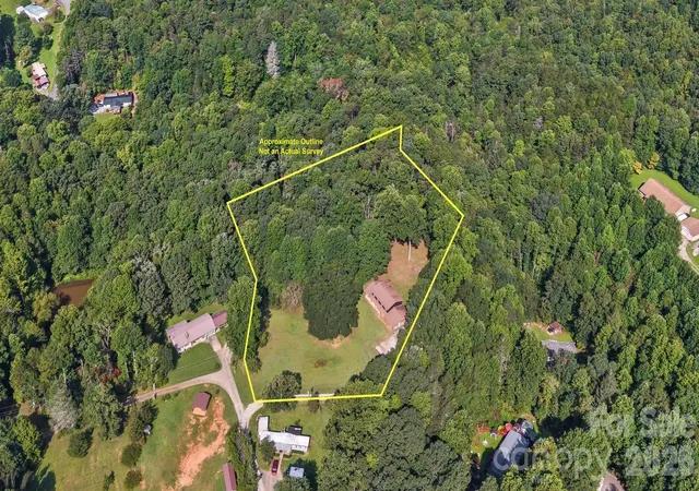 Photo 41 of Single family home for sale at 94 Stone Dr, Marion, NC 28752 | MLS# 4419587 | Listing updated on 2026-09-05