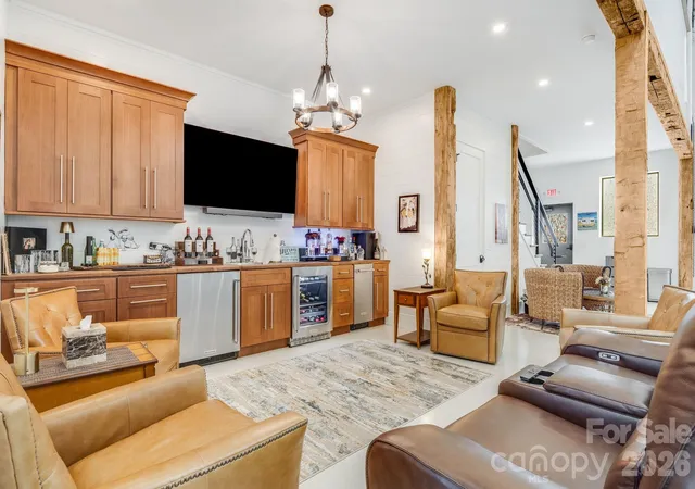 Photo 4 of Condo for sale at 115 Speed Wy #B, Lake Toxaway, NC 28747 | MLS# 4419614 | Listing updated on 2026-08-31
