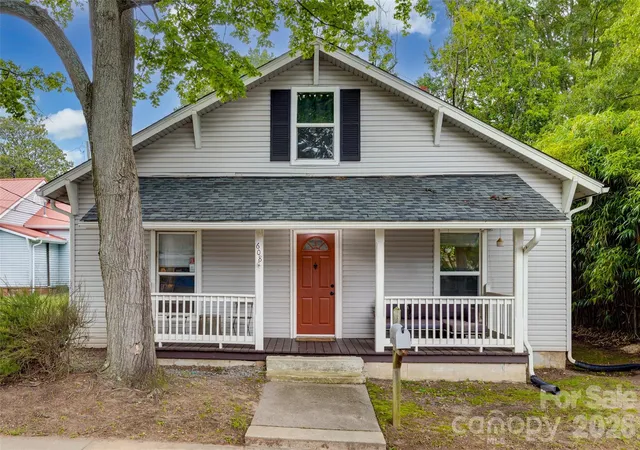 Photo 1 of Single family home for sale at 608 Spruce St, Mooresville, NC 28115 | MLS# 4419625 | Listing updated on 2026-10-06