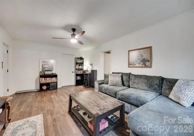 Photo 3 of Single family home for sale at 608 Spruce St, Mooresville, NC 28115 | MLS# 4419625 | Listing updated on 2026-10-06