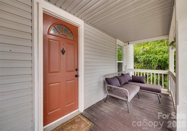 Photo 4 of Single family home for sale at 608 Spruce St, Mooresville, NC 28115 | MLS# 4419625 | Listing updated on 2026-10-06