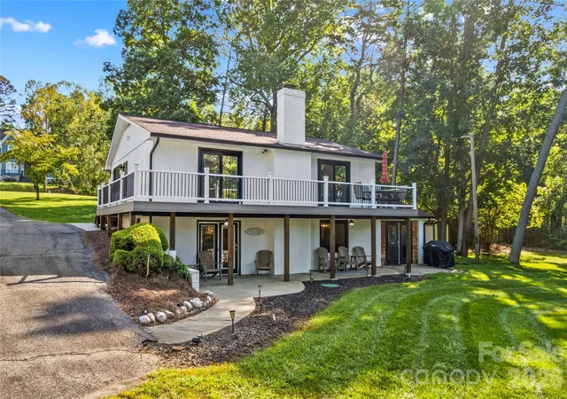 Photo 4 of Single family home for sale at 150 Shady Cove Dr, Troutman, NC 28166 | MLS# 4419626 | Listing updated on 2026-09-28