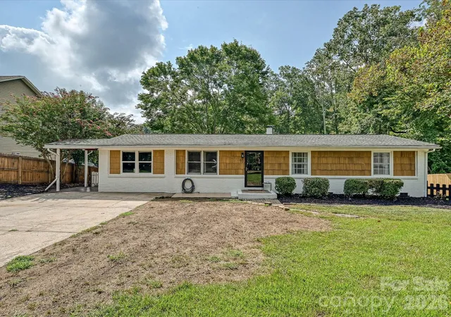 Single family home for sale at 513 Paradise Cir, Belmont, NC 28012 | MLS# 4419627