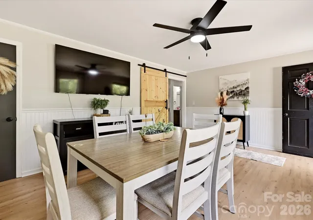 Photo 4 of Single family home for sale at 513 Paradise Cir, Belmont, NC 28012 | MLS# 4419627 | Listing updated on 2026-10-28