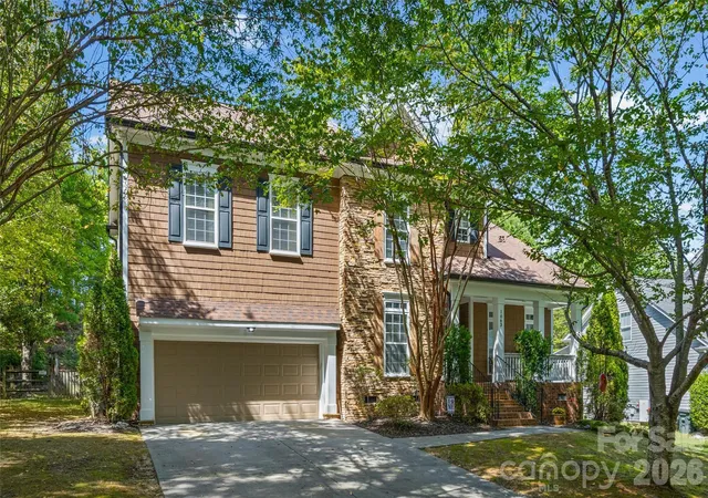 Photo 1 of Single family home for sale at 1063 Hunters Run Dr, Tega Cay, SC 29708 | MLS# 4419643 | Listing updated on 2026-09-21