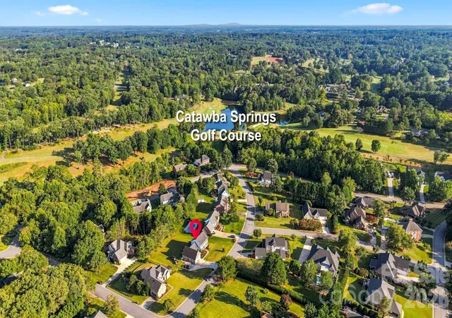 Photo 1 of Single family home for sale at 4948 Betty Dr Ne, Hickory, NC 28601 | MLS# 4419644 | Listing updated on 2026-10-06