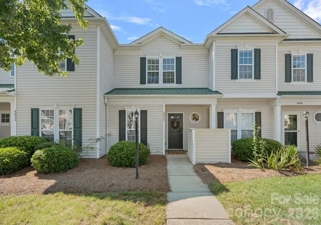 Townhouse for sale at 4037 Center Pl Dr, Harrisburg, NC 28075 | MLS# 4419645