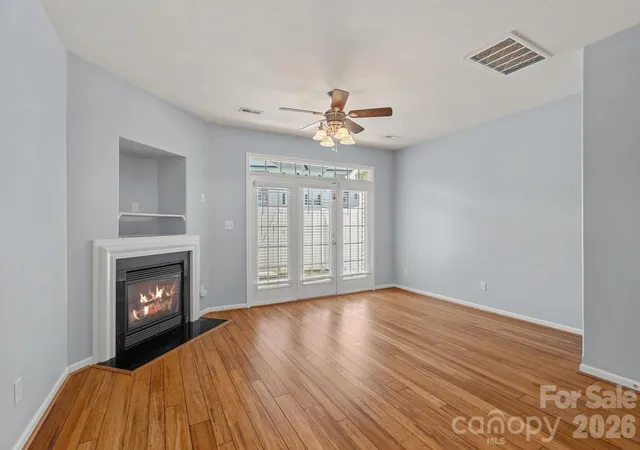 Photo 2 of Townhouse for sale at 4037 Center Pl Dr, Harrisburg, NC 28075 | MLS# 4419645 | Listing updated on 2026-09-30