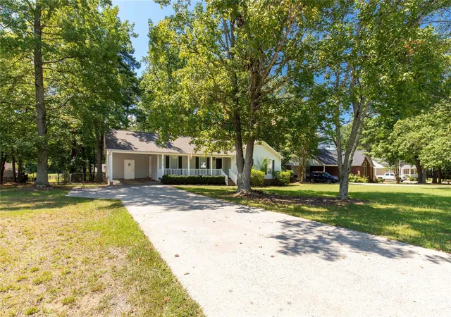 Photo 3 of Single family home for sale at 2274 White Pine Ct, Lancaster, SC 29720 | MLS# 4419652 | Listing updated on 2026-10-20