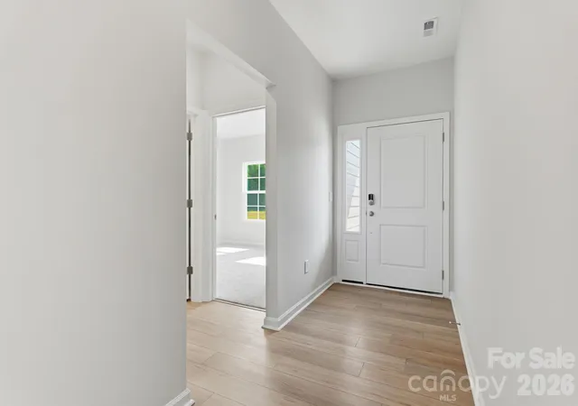 Photo 2 of Single family home for sale at 208 Rodeo Dr, Shelby, NC 28150 | MLS# 4419663 | Listing updated on 2026-10-20