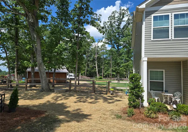 Photo 4 of Single family home for sale at 231 Saint Marks Church Rd, Cherryville, NC 28021 | MLS# 4419687 | Listing updated on 2026-09-21