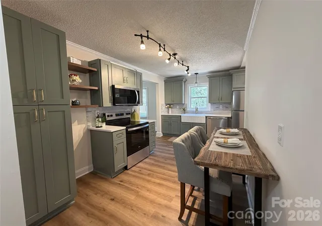 Photo 1 of Single family home for sale at 609 Durham Ave, Statesville, NC 28677 | MLS# 4419733 | Listing updated on 2026-09-16