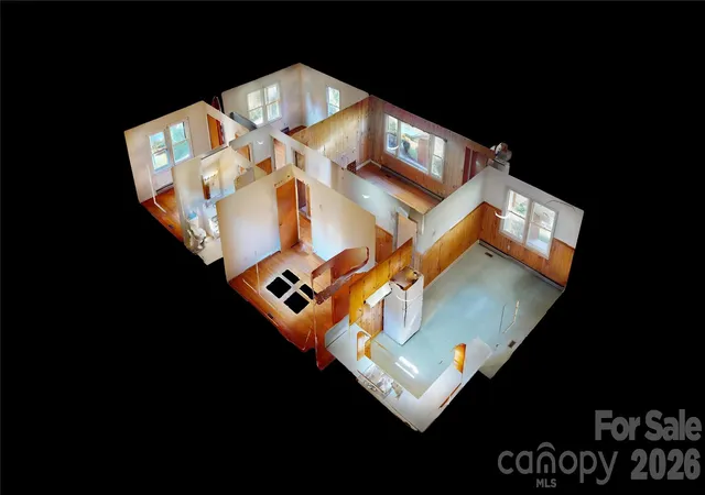 Photo 2 of Single family home for sale at 136 Marion St, Marion, NC 28752 | MLS# 4419755 | Listing updated on 2026-10-07