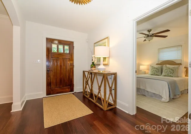 Photo 4 of Single family home for sale at 3016 Somerset Dr, Charlotte, NC 28209 | MLS# 4419759 | Listing updated on 2026-10-18