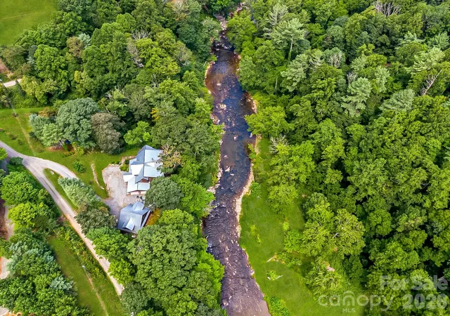 Photo 2 of Single family home for sale at 597 Auborn Trivette Rd, Sugar Grove, NC 28679 | MLS# 4419784 | Listing updated on 2026-09-01