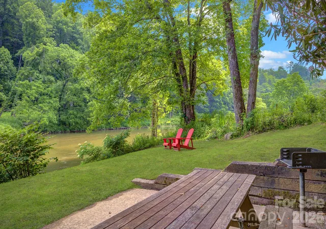 Photo 4 of Single family home for sale at 597 Auborn Trivette Rd, Sugar Grove, NC 28679 | MLS# 4419784 | Listing updated on 2026-09-01