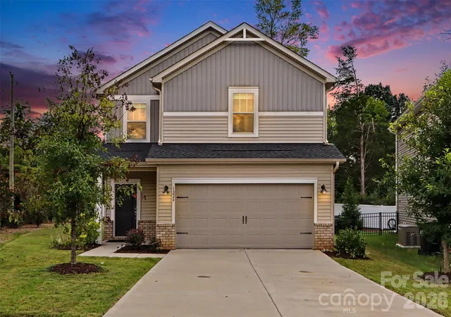 Photo 3 of Single family home for sale at 1224 Harland St, Charlotte, NC 28216 | MLS# 4419812 | Listing updated on 2026-10-01