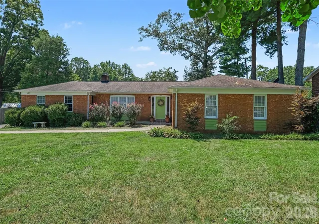 Photo 1 of Single family home for sale at 622 Carolina Ave S #18, Statesville, NC 28677 | MLS# 4419817 | Listing updated on 2026-09-21
