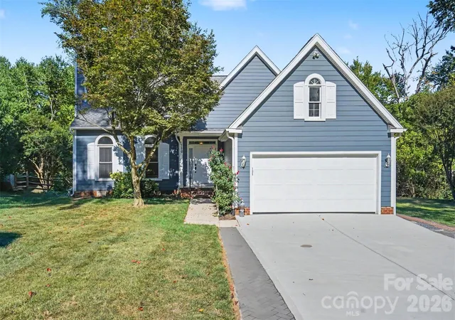 Photo 1 of Single family home for sale at 8710 Twin Trl Dr, Huntersville, NC 28078 | MLS# 4419828 | Listing updated on 2026-10-07