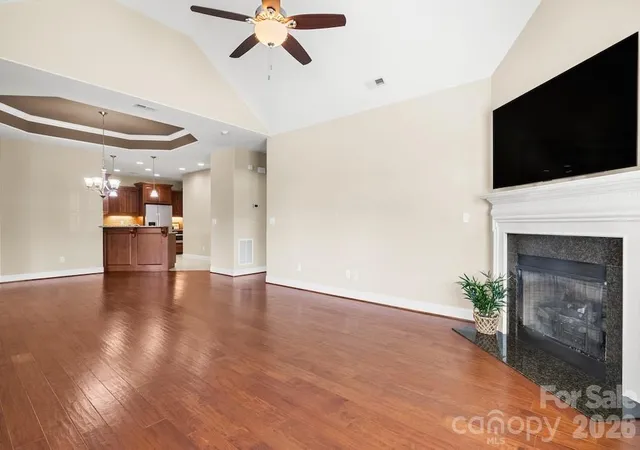 Photo 4 of Townhouse for sale at 8379 Glacier Dr, Denver, NC 28037 | MLS# 4419835 | Listing updated on 2026-10-05