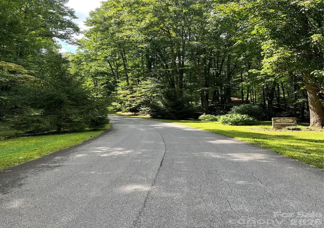 Photo 1 of Land for sale at 99999 Trillium End Ln #40, Waynesville, NC 28786 | MLS# 4419842 | Listing updated on 2026-10-05