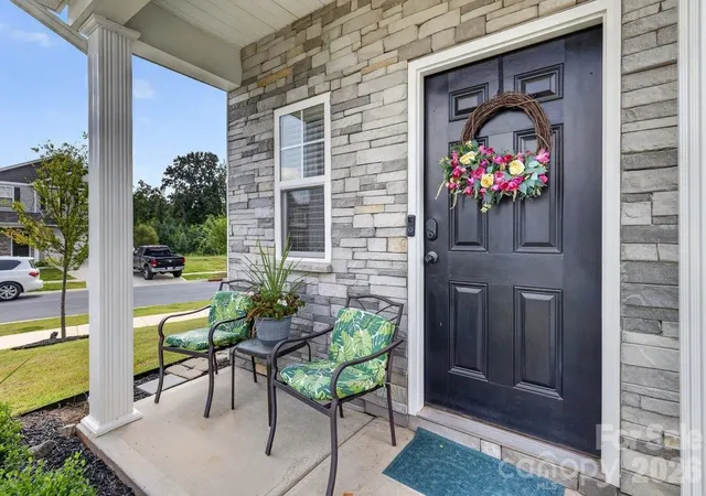 Photo 3 of Single family home for sale at 5224 Belstone Ln, Charlotte, NC 28215 | MLS# 4419844 | Listing updated on 2026-10-03