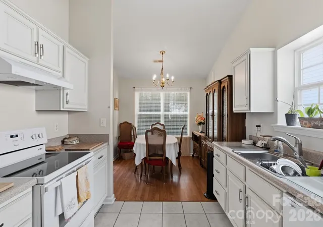 Photo 4 of Single family home for sale at 12714 Cedar Crossings Dr, Charlotte, NC 28273 | MLS# 4419856 | Listing updated on 2026-09-12
