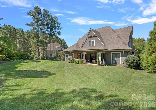 Photo 3 of Single family home for sale at 5113 Watermead Ln, Belmont, NC 28012 | MLS# 4419879 | Listing updated on 2026-09-25