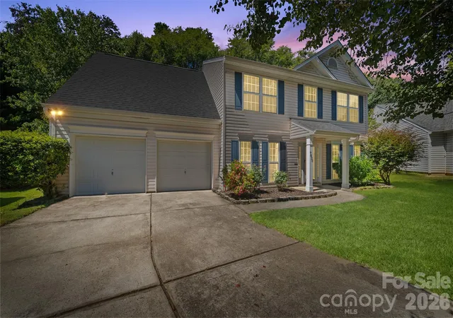 Photo 1 of Single family home for sale at 7838 Cafferty Cir, Charlotte, NC 28215 | MLS# 4419885 | Listing updated on 2026-10-01