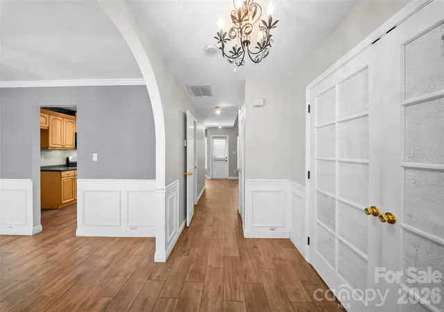 Photo 4 of Single family home for sale at 7838 Cafferty Cir, Charlotte, NC 28215 | MLS# 4419885 | Listing updated on 2026-10-01