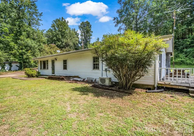 Photo 2 of Single family home for sale at 2957 Nc Hwy 226, Bostic, NC 28018 | MLS# 4419905 | Listing updated on 2026-09-04