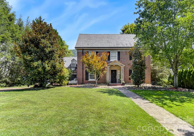 Photo 1 of Mansion for sale at 199 Kimberly Ave, Asheville, NC 28804 | MLS# 4419910 | Listing updated on 2026-10-01
