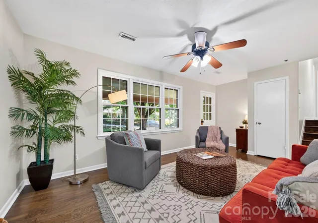 Photo 2 of Single family home for sale at 2 Independence Blvd, Asheville, NC 28805 | MLS# 4419918 | Listing updated on 2026-09-29
