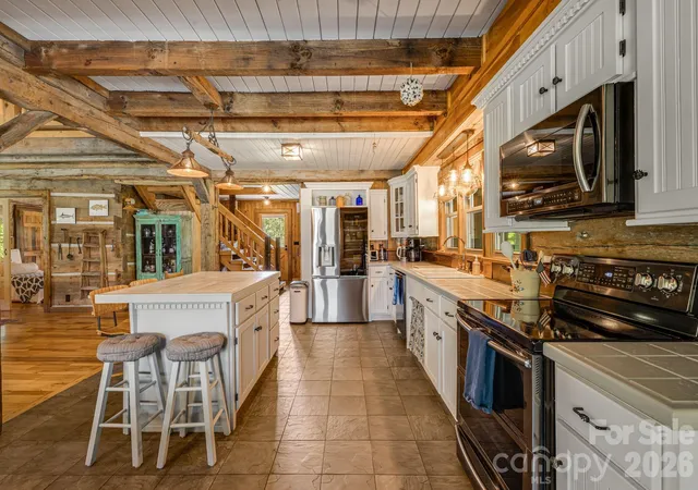Photo 5 of Single family home for sale at 146 Gentry Farm Dr, Hot Springs, NC 28743 | MLS# 4419935 | Listing updated on 2026-09-01