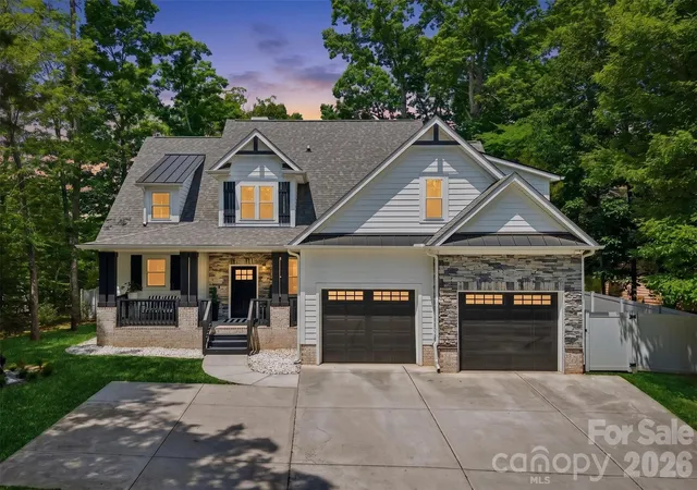 Photo 1 of Sale Pending at 9712 Worley Dr, Charlotte, NC 28215 | MLS# 4419942 | Listing updated on 2026-09-01