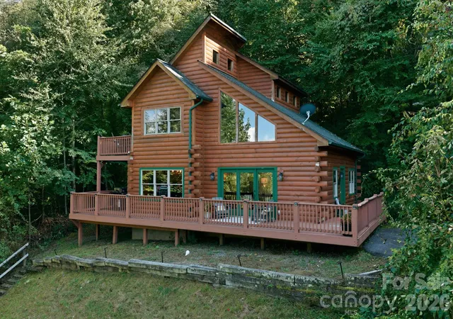 Photo 3 of Sale Pending at 291 Appalachian Trl, Maggie Valley, NC 28751 | MLS# 4419946 | Listing updated on 2026-10-19