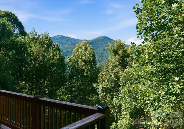 Photo 4 of Sale Pending at 291 Appalachian Trl, Maggie Valley, NC 28751 | MLS# 4419946 | Listing updated on 2026-10-19