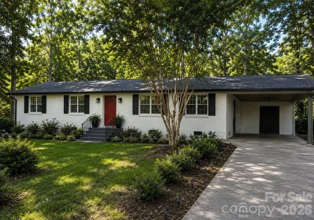 Photo 1 of Sale Pending at 150 Brookwood Ln, Rock Hill, SC 29732 | MLS# 4419952 | Listing updated on 2026-09-19