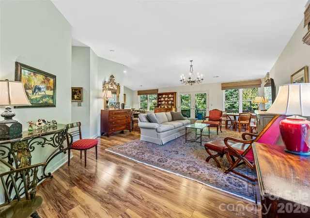 Listing Photo 3 - Condo for sale in building located at 73 Ridgetop Cir, Brevard, NC 28712 - Unit #303