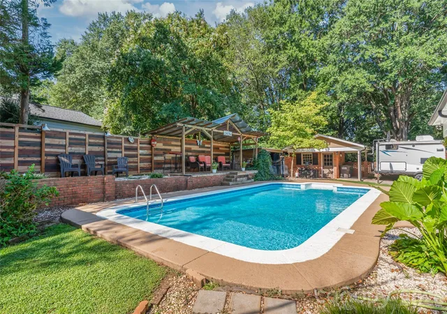 Photo 1 of Single family home for sale at 1339 Carmen Ln, Gastonia, NC 28054 | MLS# 4419976 | Listing updated on 2026-10-03