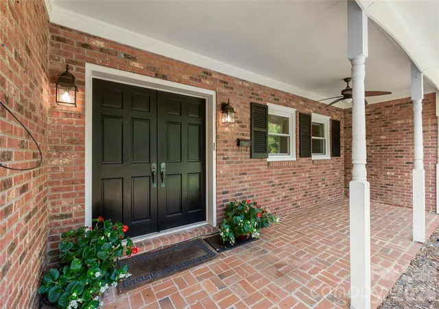 Photo 4 of Single family home for sale at 1339 Carmen Ln, Gastonia, NC 28054 | MLS# 4419976 | Listing updated on 2026-10-03