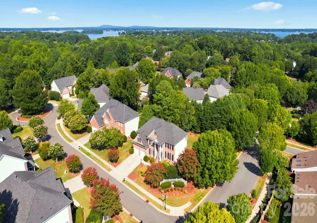 Photo 3 of Single family home for sale at 19104 Berkley Cmns Dr, Cornelius, NC 28031 | MLS# 4419983 | Listing updated on 2026-10-06