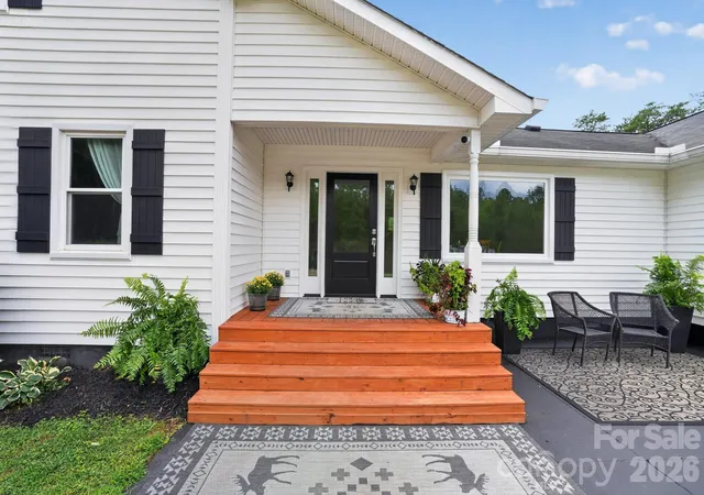 Photo 3 of Single family home for sale at 761 Bowles Farm Rd, Statesville, NC 28625 | MLS# 4420031 | Listing updated on 2026-09-08