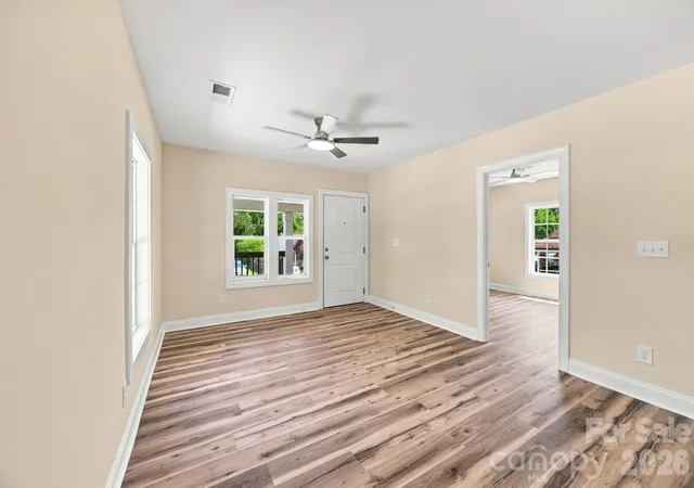Photo 3 of Single family home for sale at 904 Oakshade Ave, Kannapolis, NC 28083 | MLS# 4420047 | Listing updated on 2026-09-28