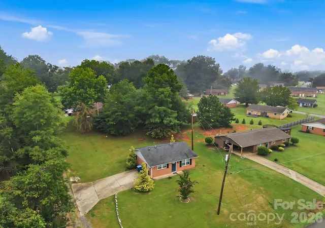 Photo 16 of Single family home for sale at 209 Roberson Rd, Forest City, NC 28043 | MLS# 4420063 | Listing updated on 2026-09-05